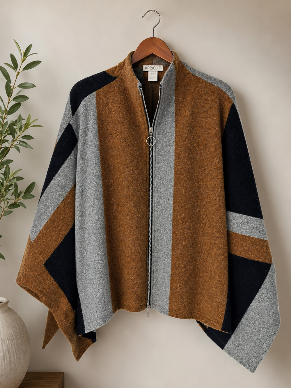 Apricot London S/M Wool Blend Zip Front Colorblock Poncho Cape Cardigan Wrap